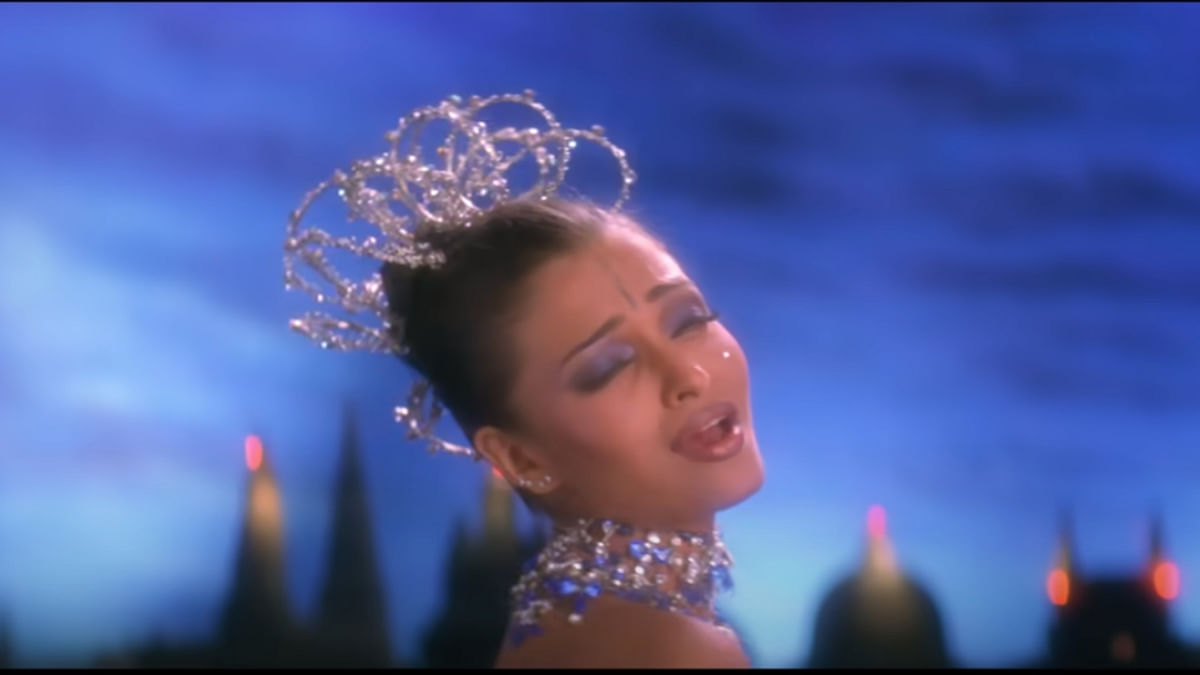 First time Aishwarya Rai applied make-up in 'Taal' was for this song
