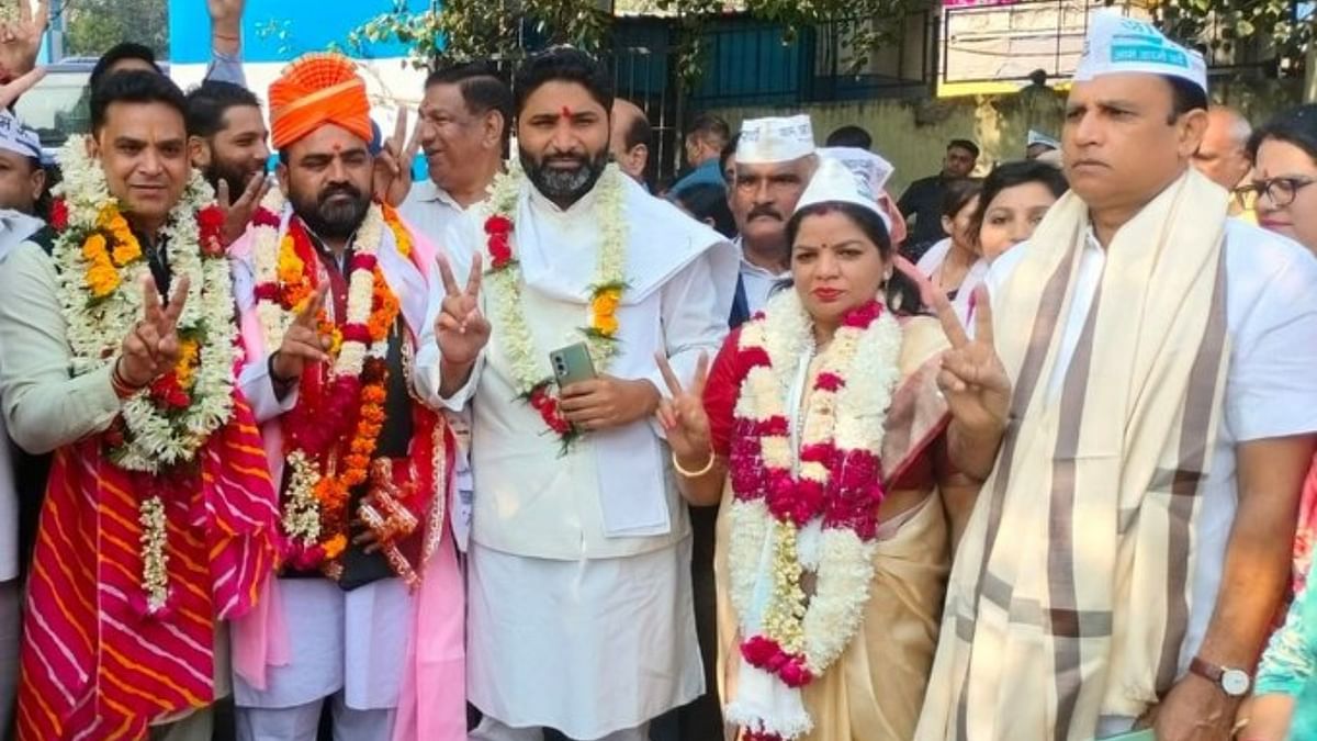 MCD polls: AAP MLA claims 668 not allowed to vote at polling booth as names missing from voters' list