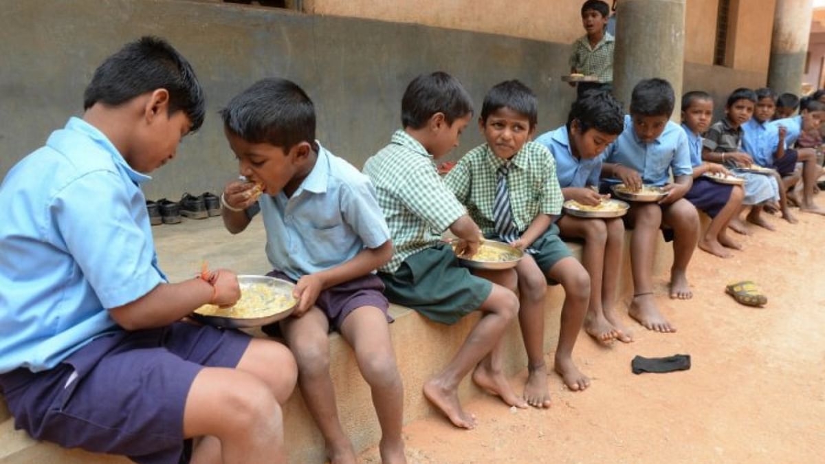 Midday meals: Schools asked to arrange special lunches