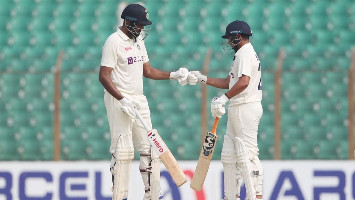 1st Test, Day 2: India 348/7 against Bangladesh at lunch