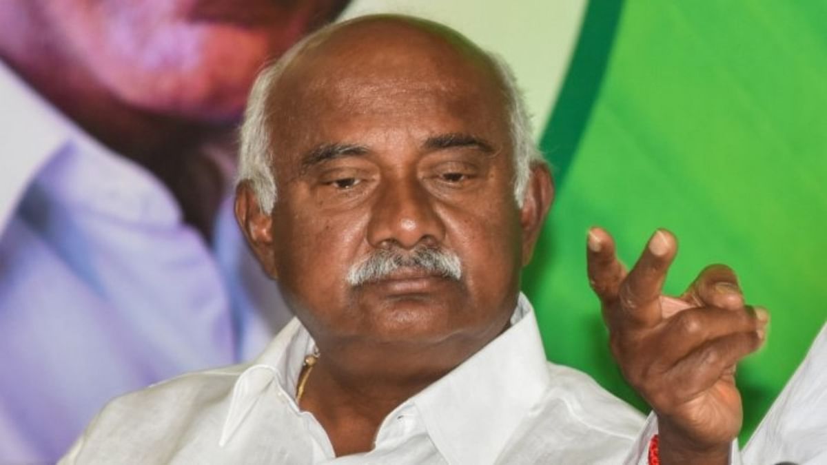 BJP leaders offered money to quit JD(S): Vishwanath