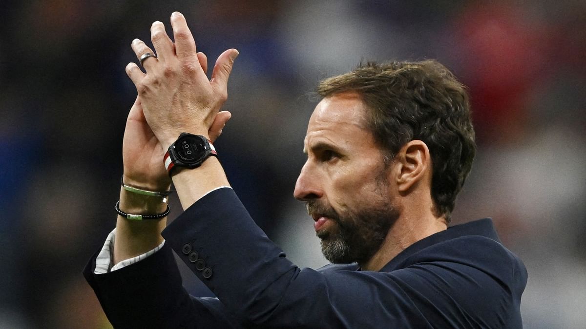 England manager Southgate to stay on until Euro 2024