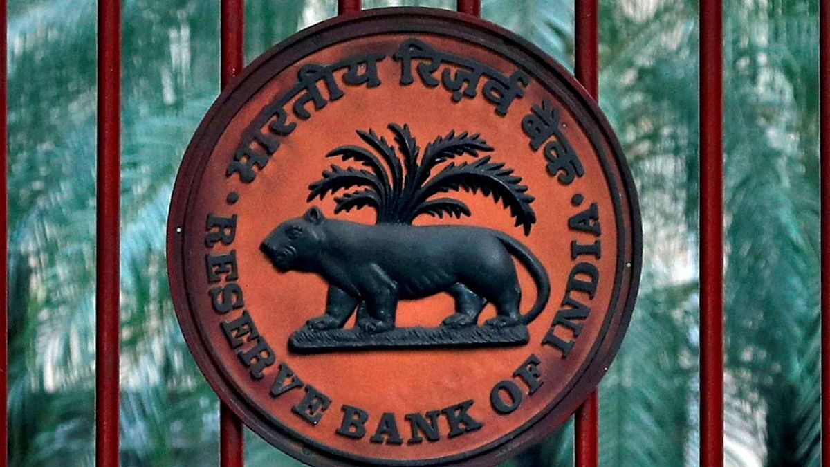 Private cryptocurrencies can cause next financial crisis if allowed to grow, warns RBI Governor