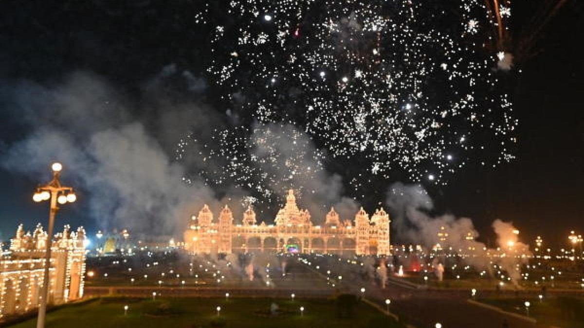 Record number of tourists visit Mysuru Palace this new year