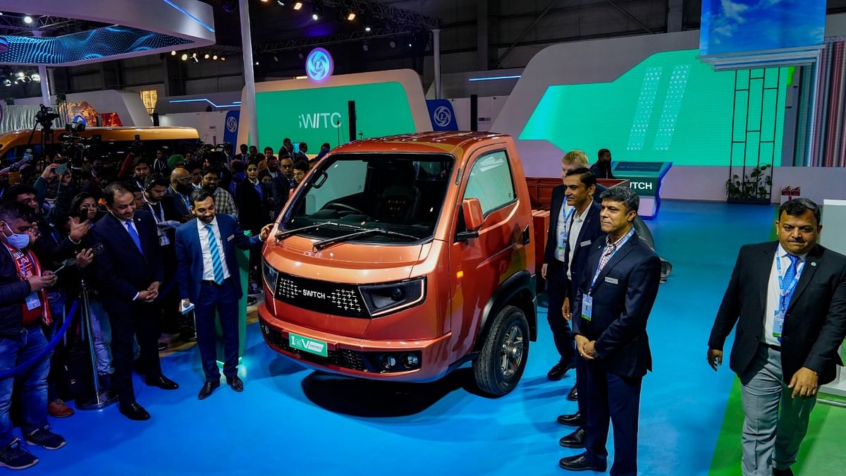 Ashok Leyland showcases 7 new advanced mobility solutions at Auto Expo