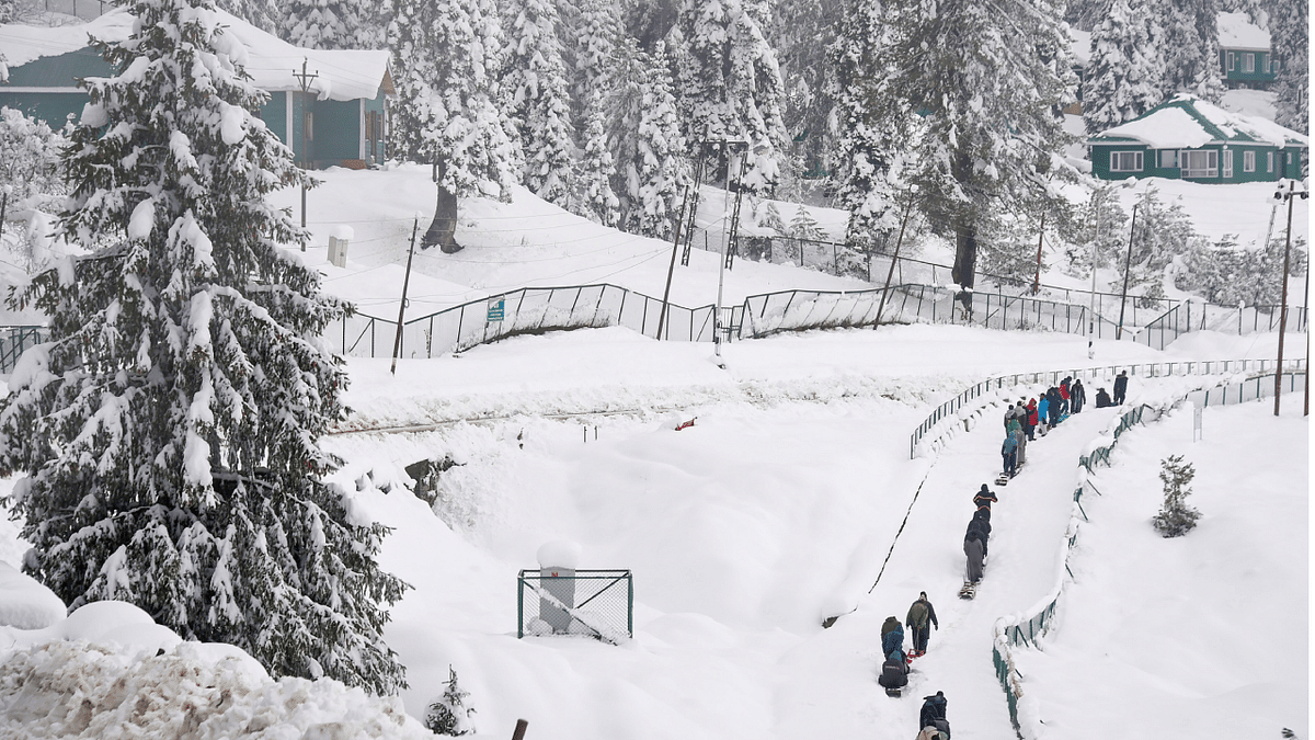 Avalanche hits Jammu and Kashmir's Gurez; warning issued for 12 districts