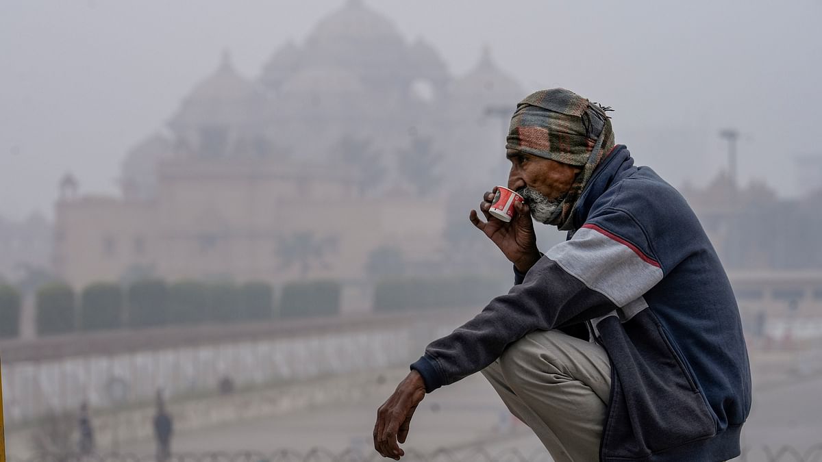 Cold wave sweeps Delhi; minimum temperature plunges to 1.4 degrees Celsius