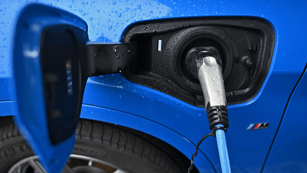 EV owners at breaking point over private charging points in Bengaluru