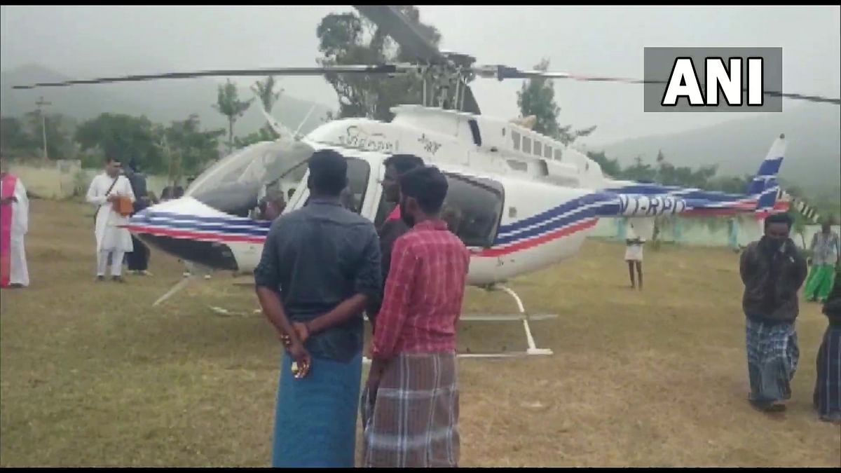 Chopper carrying Sri Sri Ravishankar makes emergency landing in Tamil Nadu wildlife sanctuary