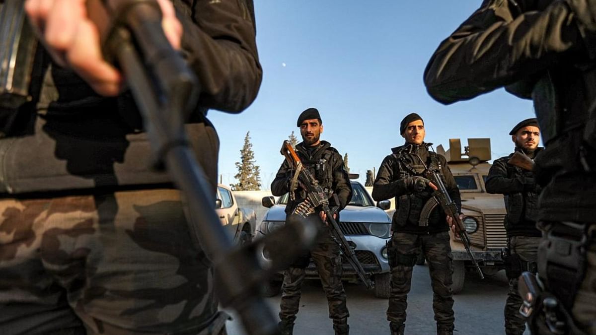 Syrian Kurdish forces arrest IS commander in eastern region