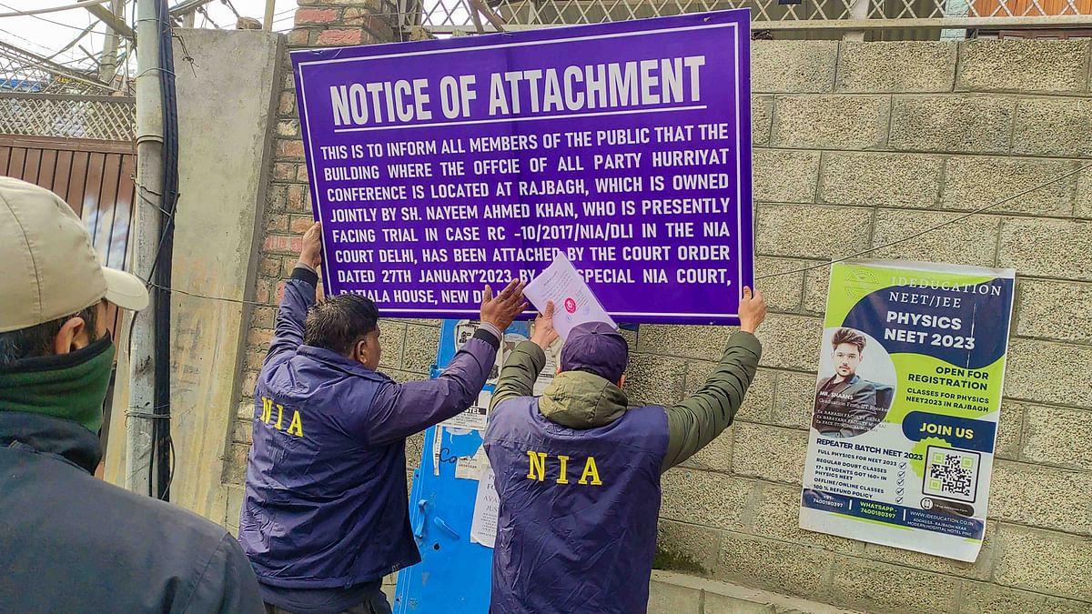 Attaching buildings won't detach people from their sentiment: Hurriyat on NIA action