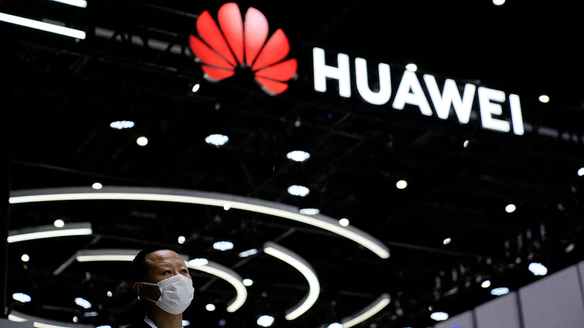 US stops granting export licenses for China's Huawei 