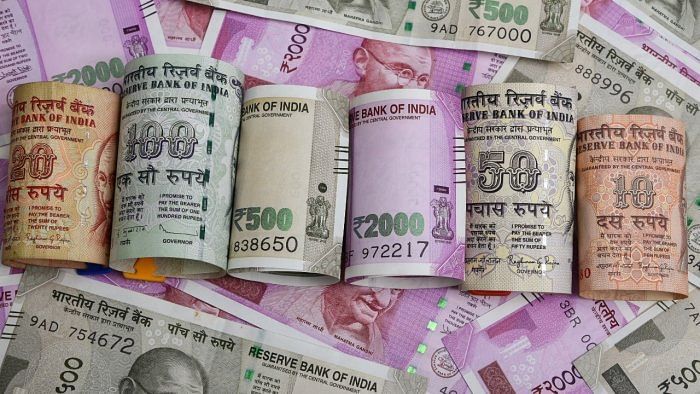Rupee gains 34 paise to close at 81.86 against US dollar