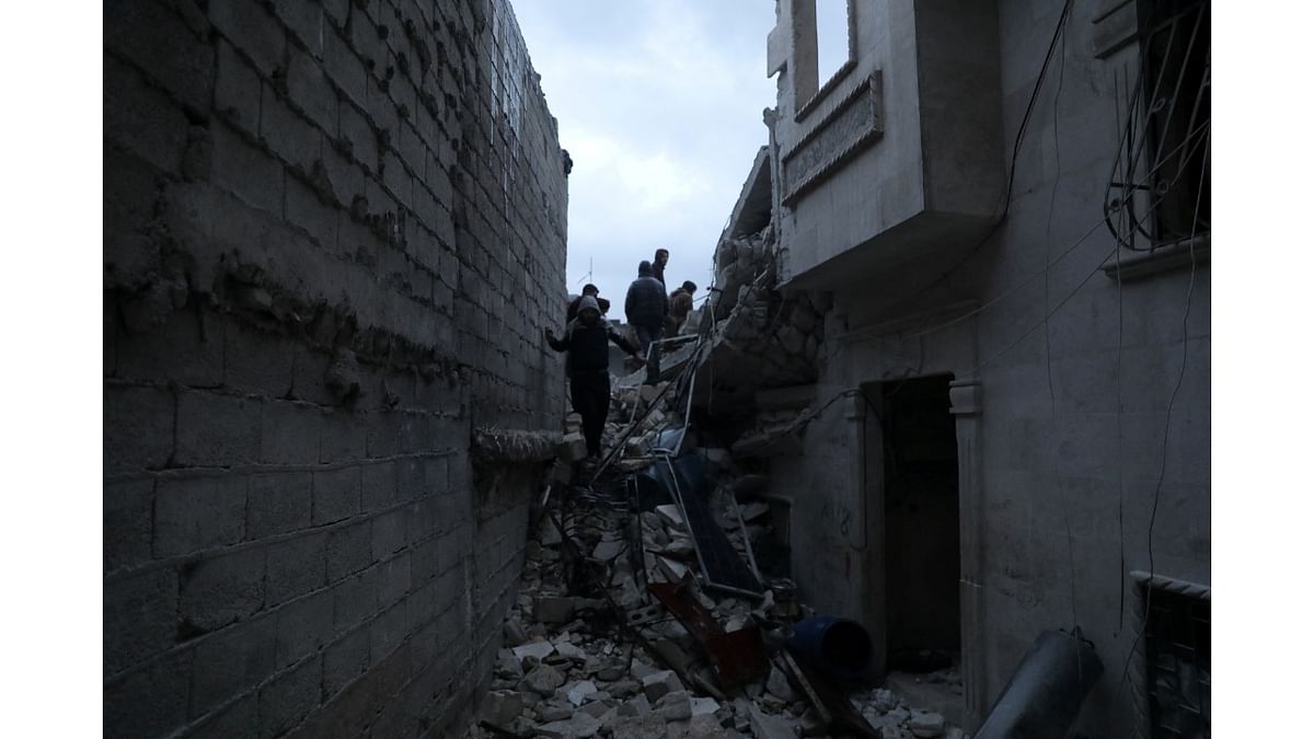 Deadly Turkey earthquake sends rescuers scrambling for survivors