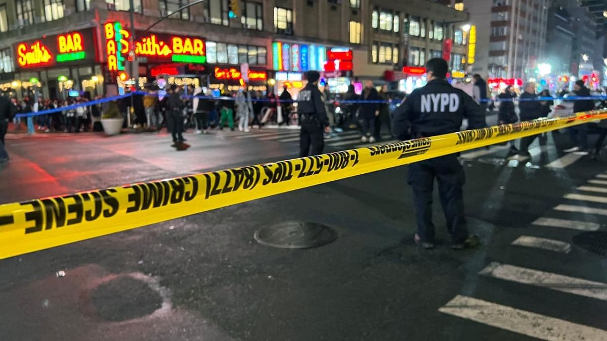 Man dies after being shot near New York's Times Square