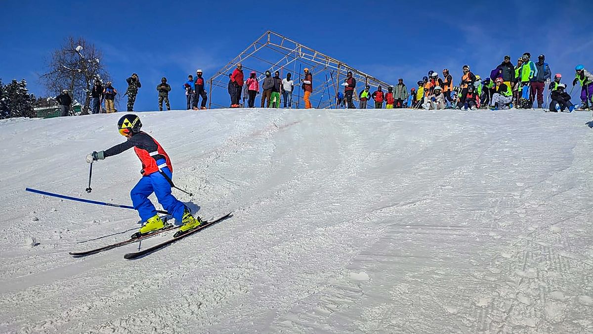 J&K bags first position at 3rd Khelo India Winter Games