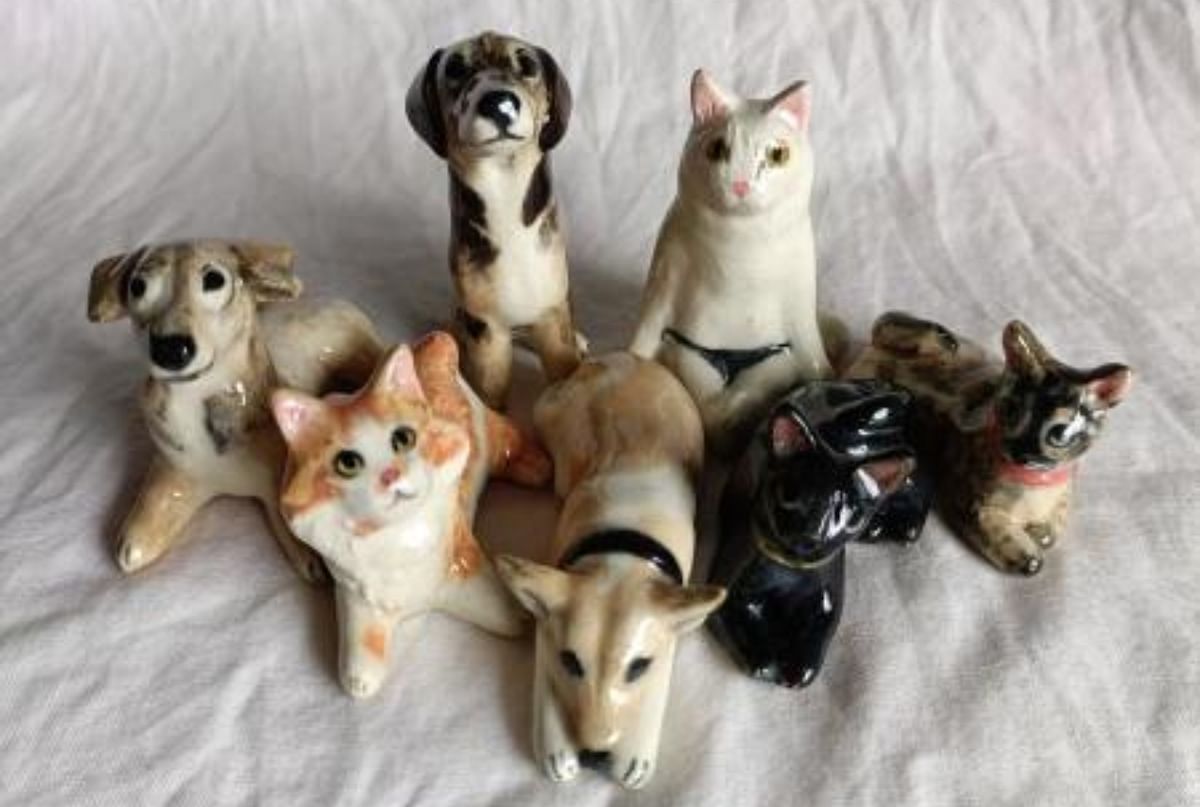 Sculpting ‘mini pets’ out of clay