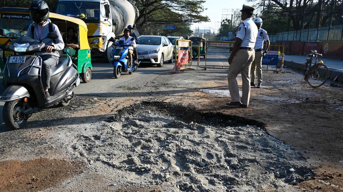 With BWSSB's pockets dry, leaks, sinkholes and more in pipeline for Bengaluru