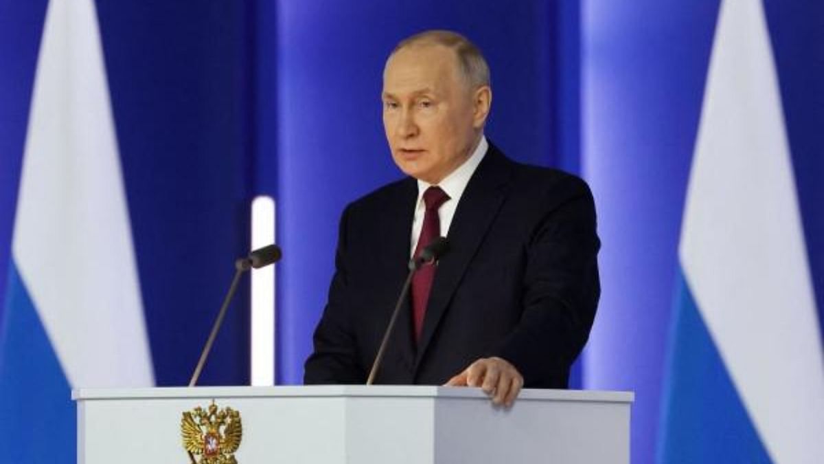 Russian state TV website goes down during Putin's address