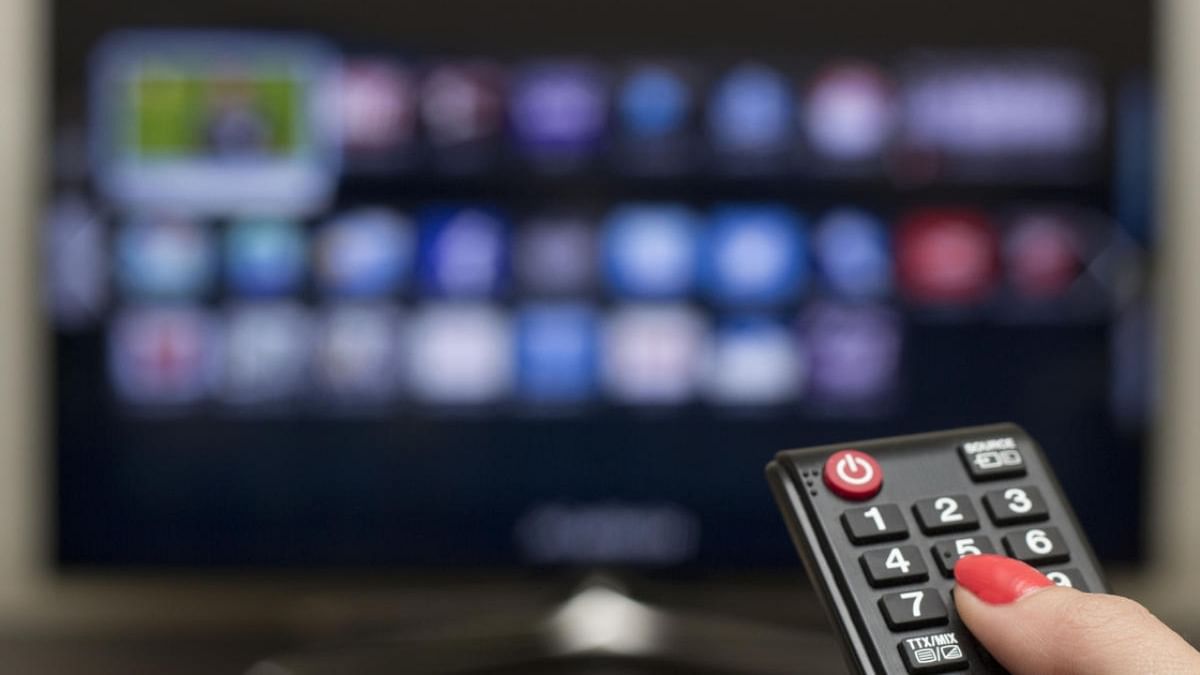 Leading broadcasters disconnect feed to cable operators over tariff row