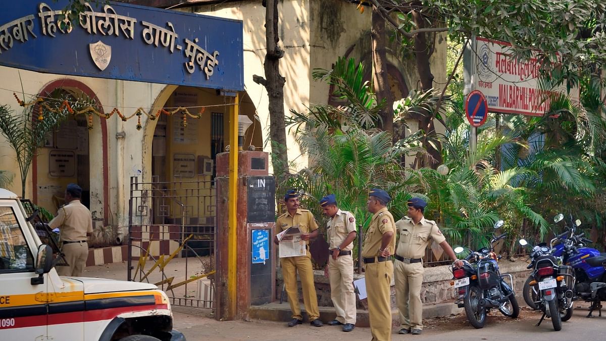 628 police stations in India have no phone connection