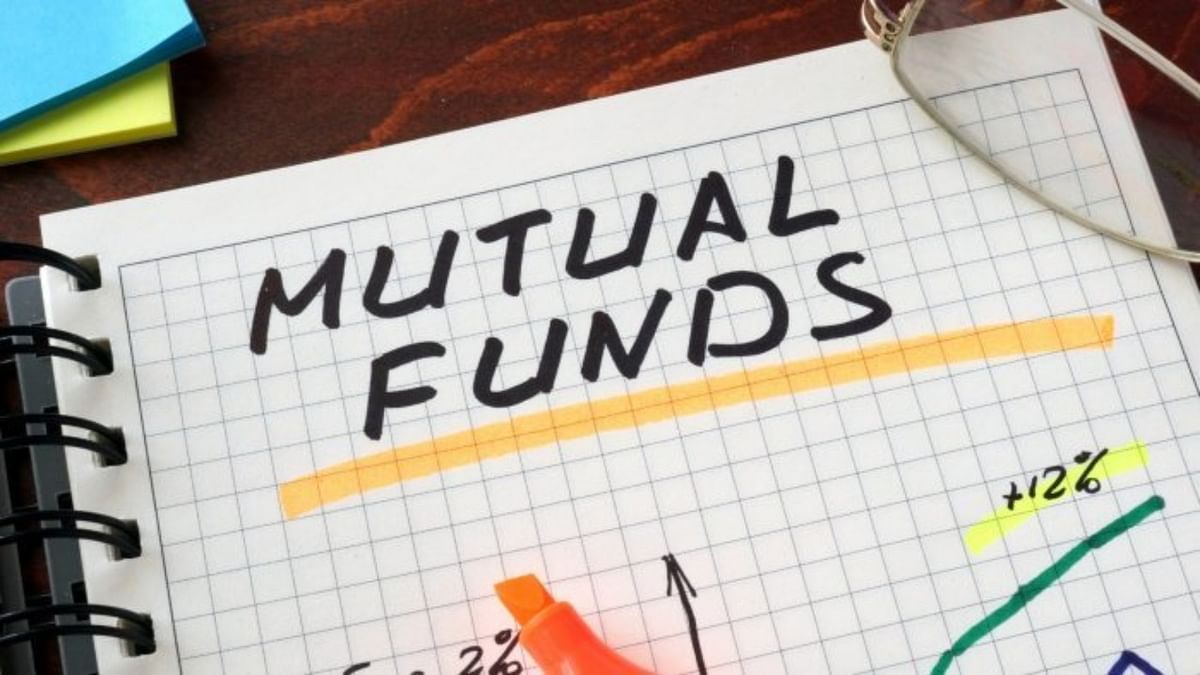 Government to scrap long-term tax benefit for debt mutual funds investing less than 35% assets in equity