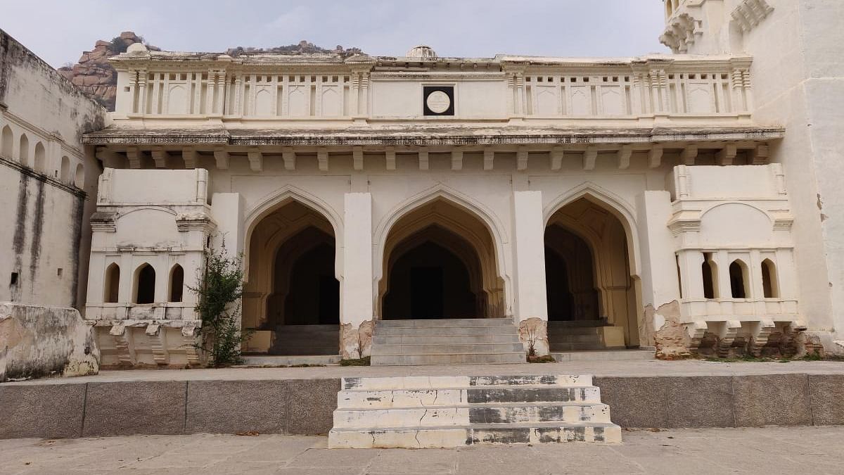 Monuments await adoption, corporate houses turn their backs in Karnataka