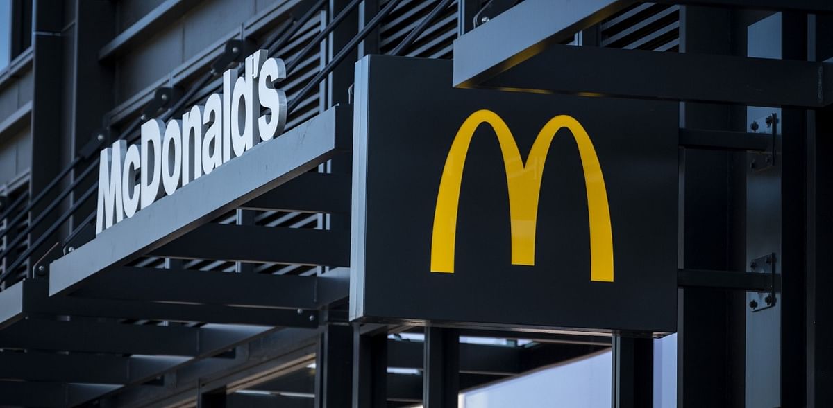 McDonald's temporarily shuts US offices, prepares layoff notices