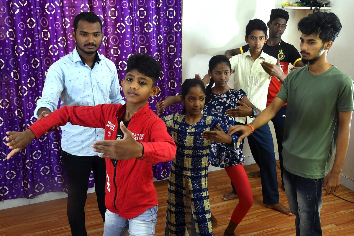 Yakshagana teaching group completes 10 years in B’luru