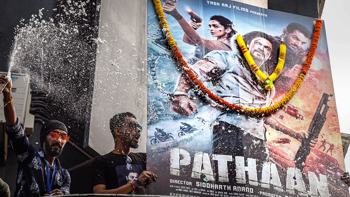 Siddharth Anand to direct 'Tiger vs Pathaan' for Yash Raj Films