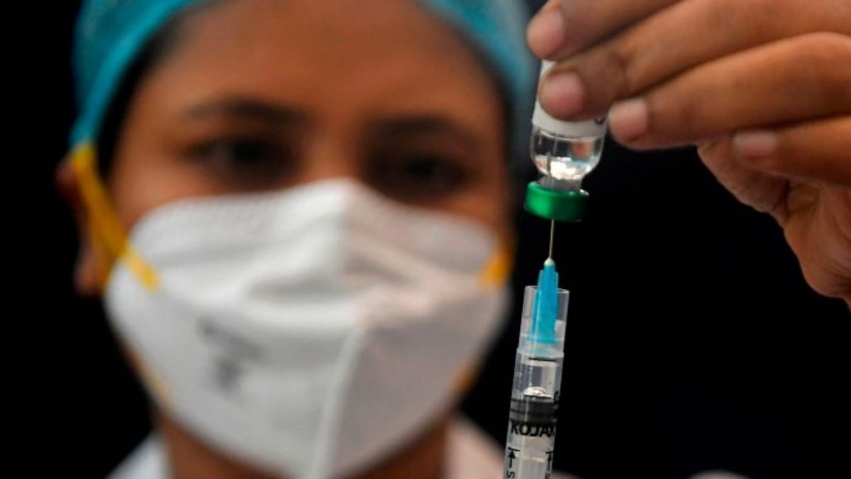 Nitish urges Centre to provide fresh Covid vaccine stocks