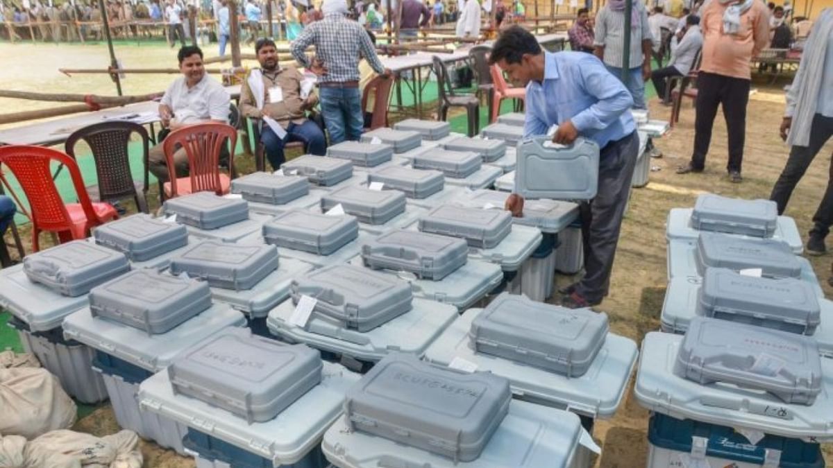 EC begins preparations for LS polls; manufacturing of 8.92 lakh new VVPATs begins