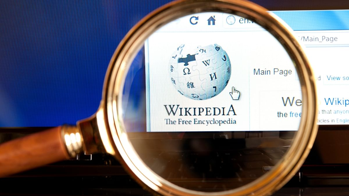 Russia fines Wikipedia owner $18,000 for Ukraine article