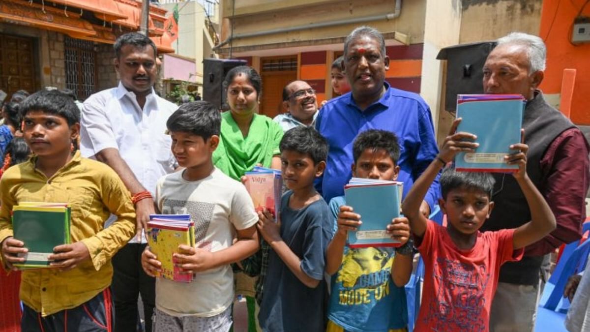 Veerappan’s daughter distributes books to children in Bengaluru