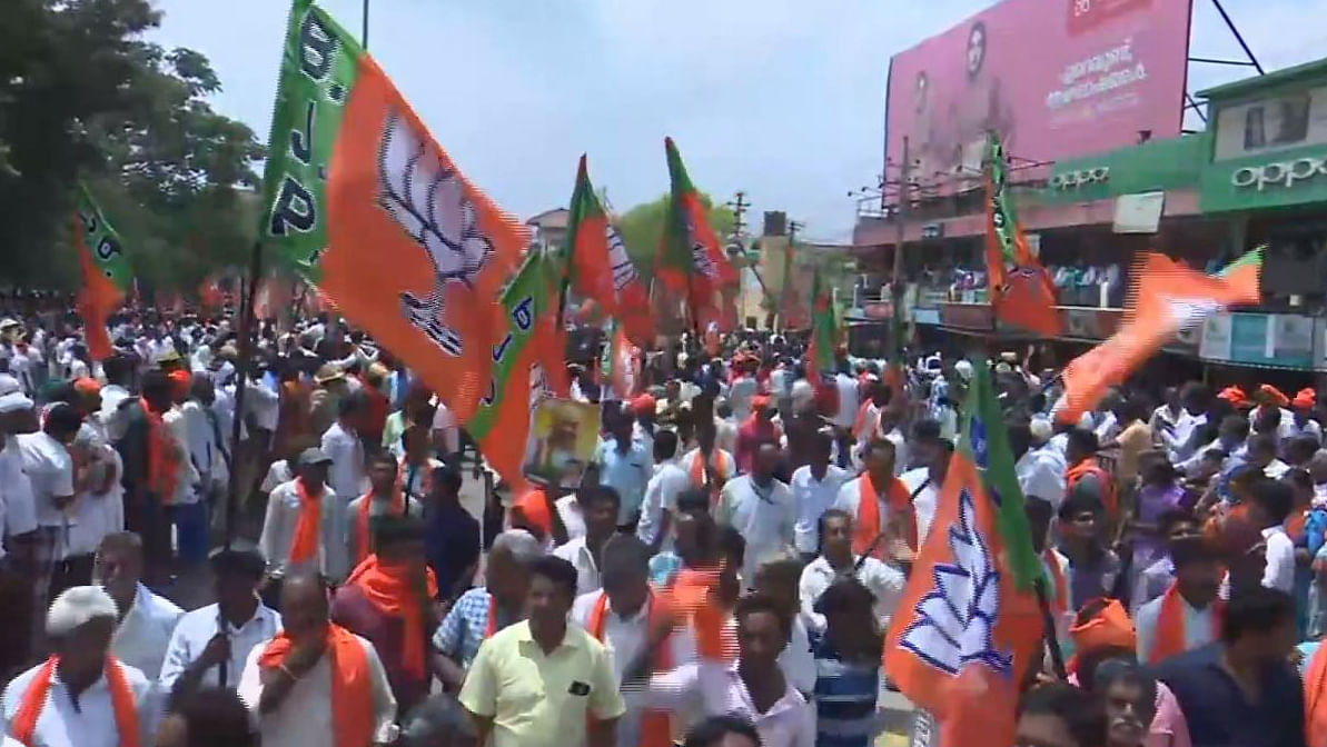 Amit Shah holds roadshow in Gundlupet ahead of Karnataka polls
