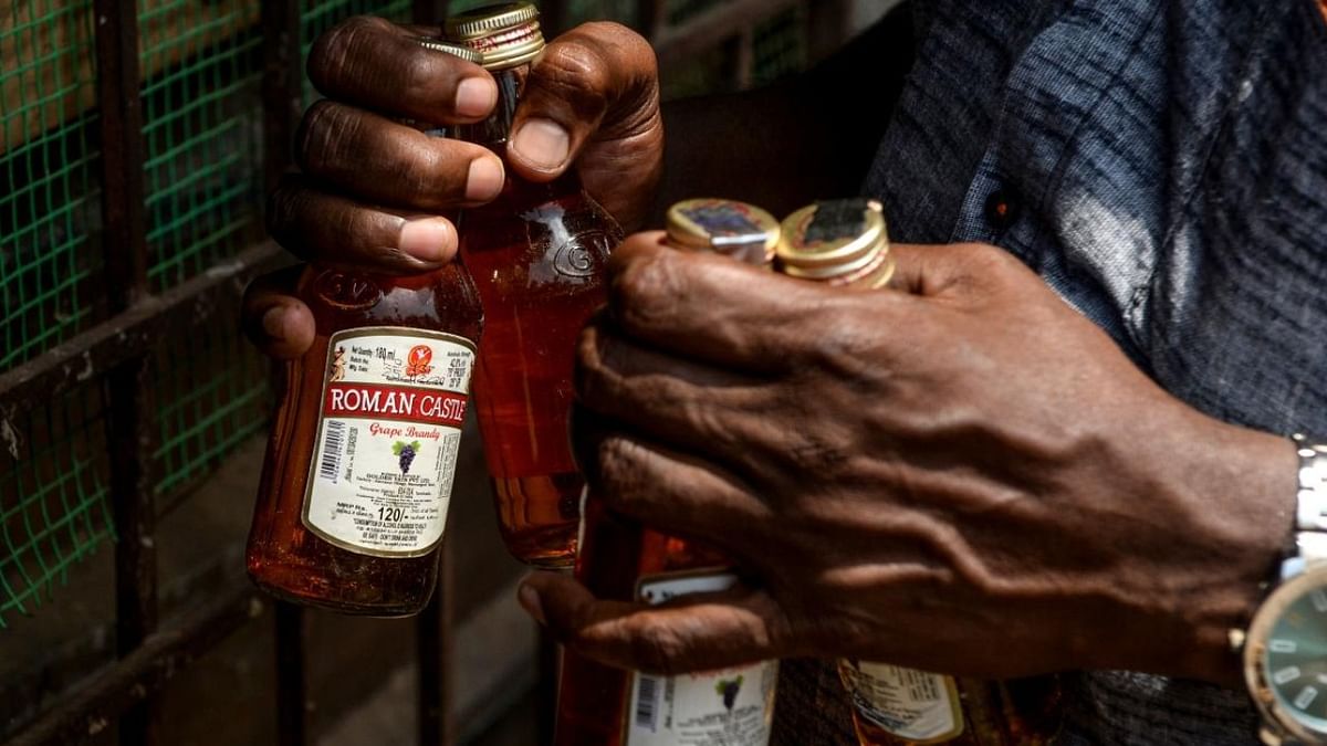 Tamil Nadu govt allows serving of liquor in marriage halls, Opposition demands roll-back