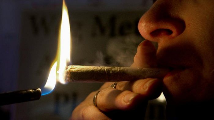 Heavy cannabis use linked to schizophrenia especially among young men