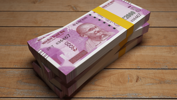 Rs 4.04 cr cash seized; case against Cong candidate in Karnataka