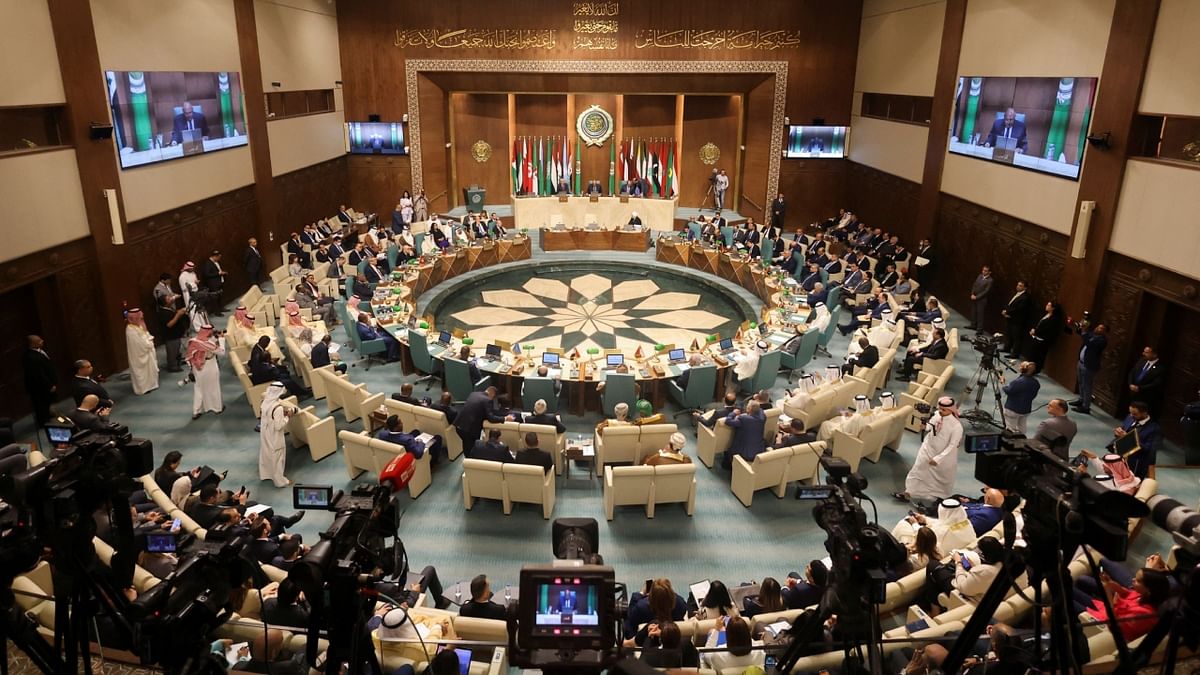 Arab League re-admits Syria after 11-year absence