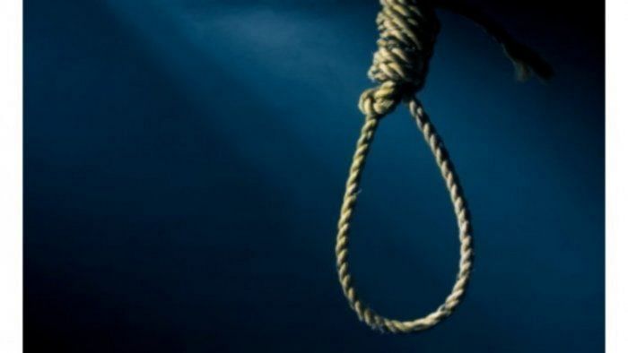 Another NEET aspirant hangs self in Kota, blames study-related stress in suicide note