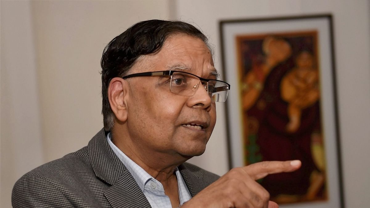 Withdrawal of Rs 2,000 notes will have no perceptible effect on economy: Panagariya