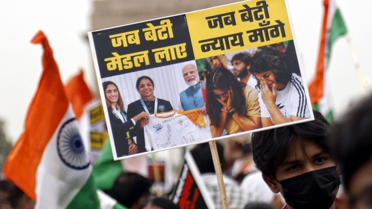 Thousands march to India Gate in support of protesting wrestlers
