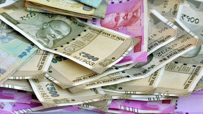 Rupee rises 14 paise to close at 82.58 against US dollar