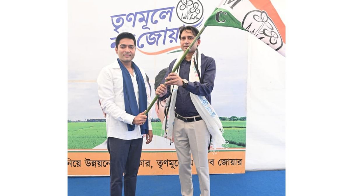 Lone West Bengal Congress MLA Bayron Biswas joins TMC
