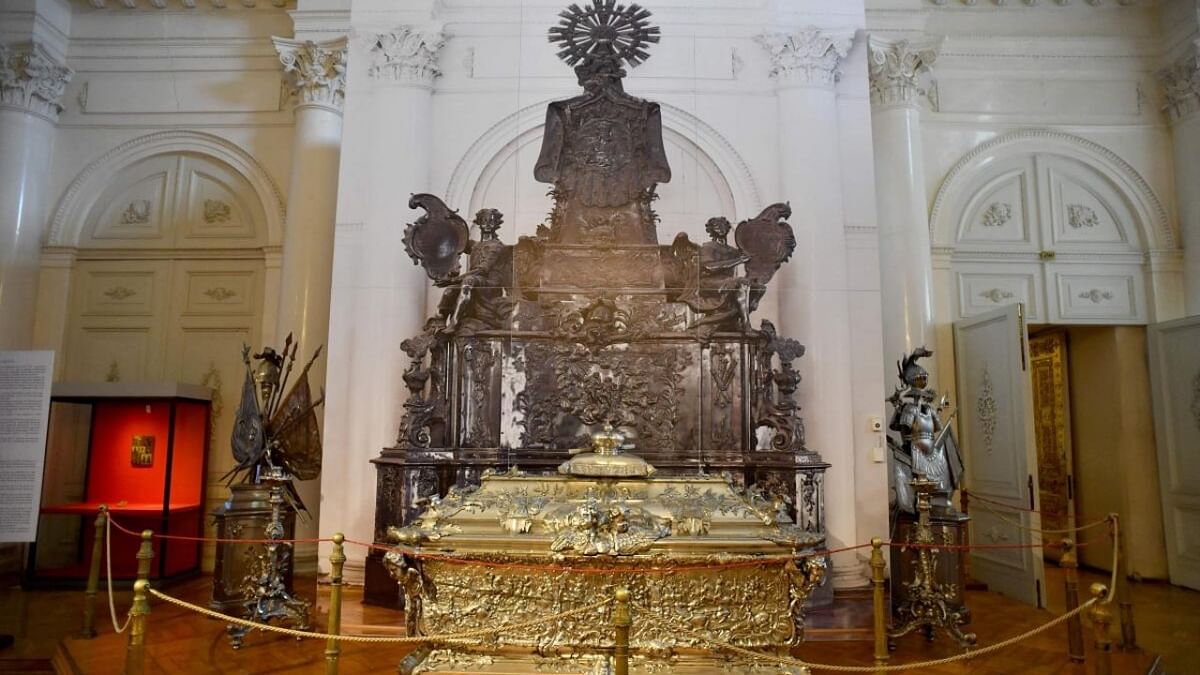 Putin gifts historic treasure 'Trinity' to Russian Orthodox Church