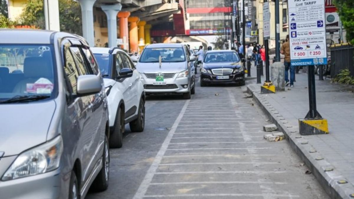 Bengaluru: Citizens raise parking grievances at traffic police forum