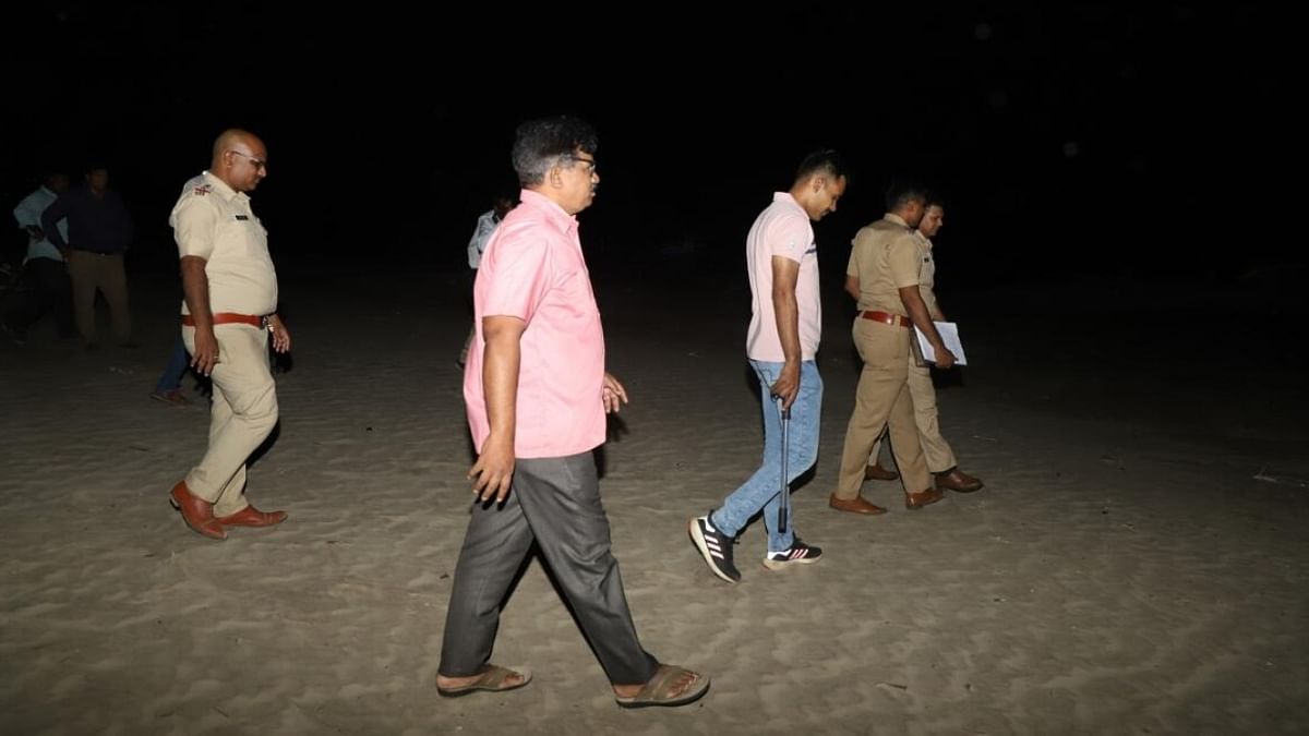 Mumbai: 4 boys feared drowned in sea, another rescued; bad weather hampers rescue operations