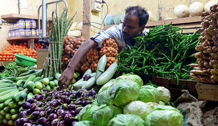 Karnataka: Steep surge in vegetable prices due to extreme heat, inadequate rainfall