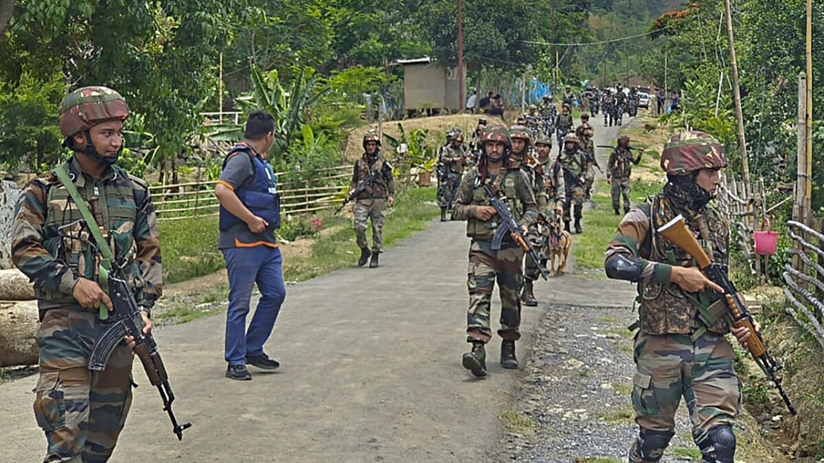 Manipur: Houses burnt, tear gas shells fired at mob, Internet ban further extended till June 20