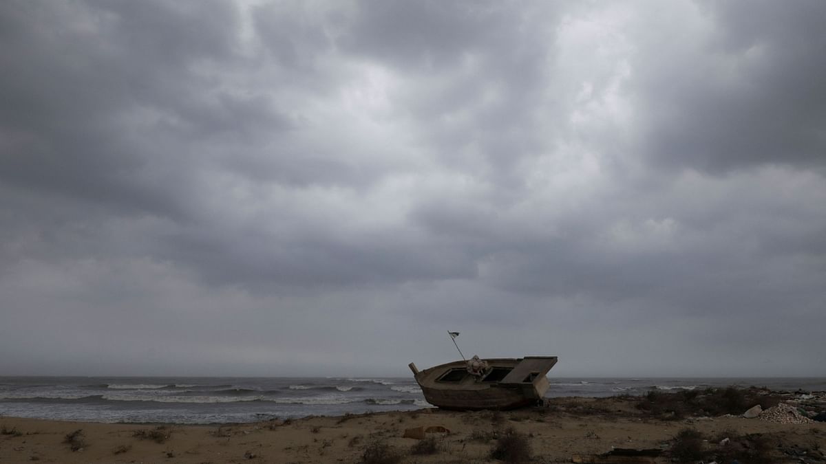 Pakistan 'largely spared' as Cyclone Biparjoy weakens after landfall